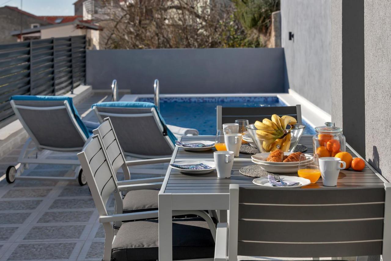 Apartment Lotte With Private Pool In The City Center! Makarska Zewnętrze zdjęcie