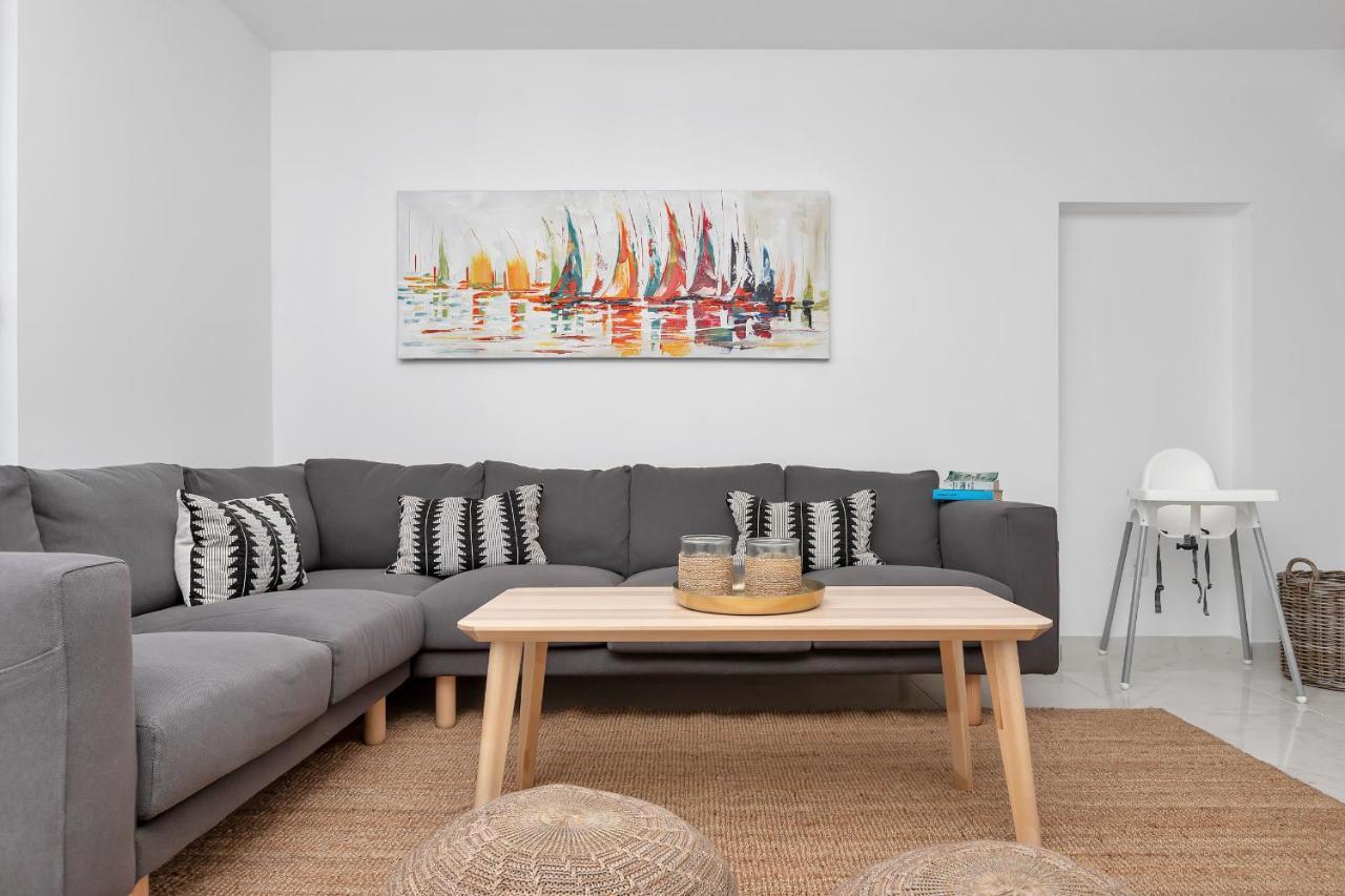 Apartment Lotte With Private Pool In The City Center! Makarska Zewnętrze zdjęcie