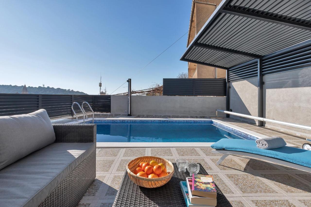 Apartment Lotte With Private Pool In The City Center! Makarska Zewnętrze zdjęcie